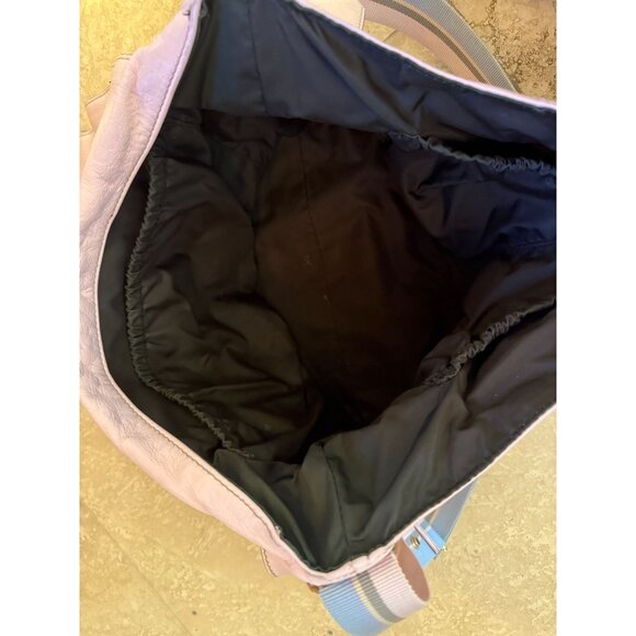 Gucci Pink Leather Diaper Bag W/ Adjustable Strap & Interior Pockets Rare Color - Picture 4 of 9